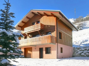 Luxury Chalet in Saint-Martin-de-Belleville with Balcony